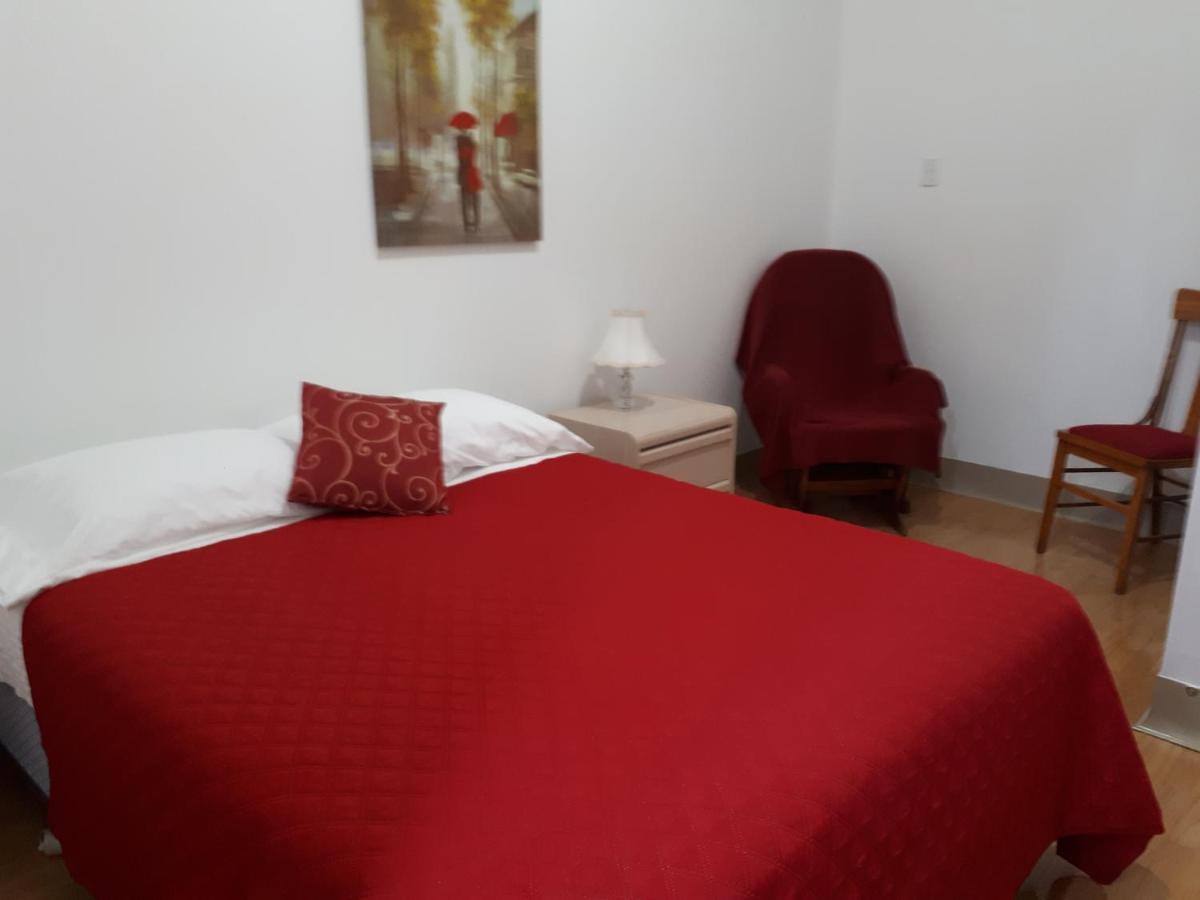MHotel Domaine l'Envolée- Maison Fleurie Victoriaville Esterno foto