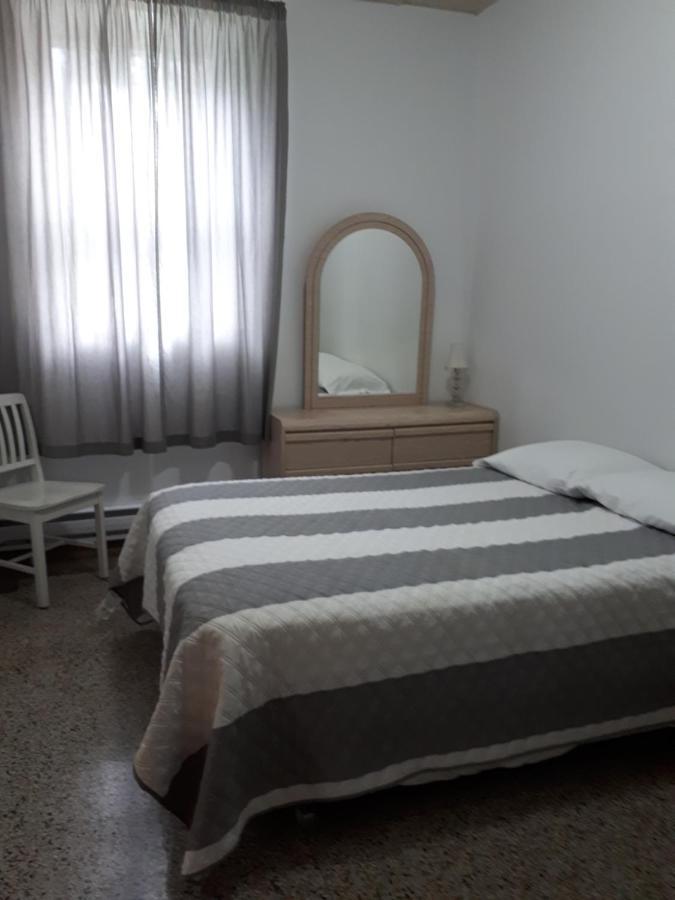 MHotel Domaine l'Envolée- Maison Fleurie Victoriaville Esterno foto